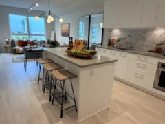 403 110 E 17th Street, North Vancouver, BC