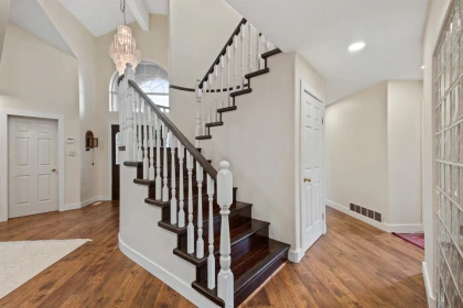 Guest Bathroom Photo of 1512 Eagle Mountain Drive, Coquitlam, BC
