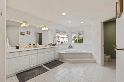 Powder Room Photo of 1512 Eagle Mountain Drive, Coquitlam, BC
