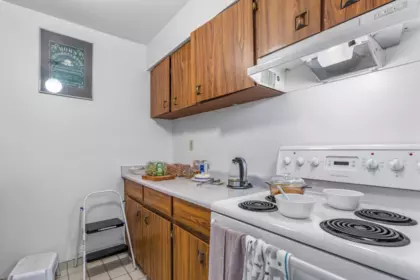 Breakfast Nook Photo of 403 2119 Bellevue Avenue, West Vancouver, BC