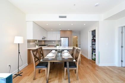 Kitchen Island Photo of 321 5311 Cedarbridge Way, Richmond, BC