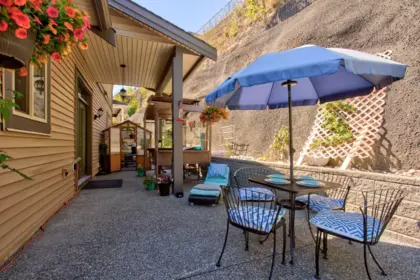 Outdoor Deck Photo of 36497 Carnarvon Court, Abbotsford, BC