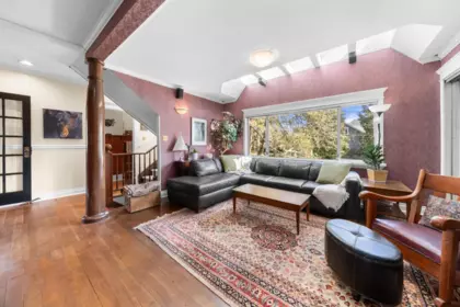 628 E 5th Street, North Vancouver, BC, North Vancouver — Single Family Residence for sale