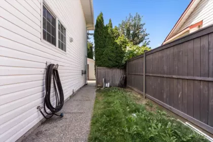 Swimming Pool Photo of 6045 Glenroy Drive, Chilliwack, BC