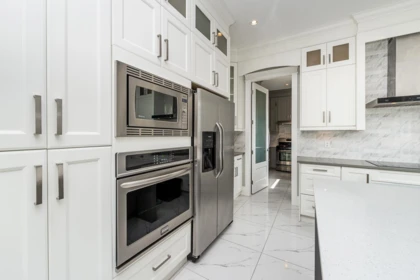 Kitchen Photo of 14516 110a Avenue, Surrey, BC
