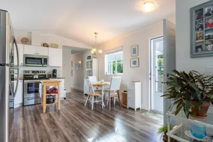Breakfast Nook Photo of 23 4496 Sunshine Coast Highway, Sechelt, BC