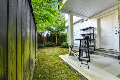 Mudroom Photo of 8 3339 148 Street, Surrey, BC