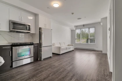 214 9983 E Barnston Drive, Surrey, BC, Surrey — Apartment/Condo for sale
