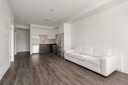 Kitchen Photo of 214 9983 E Barnston Drive, Surrey, BC