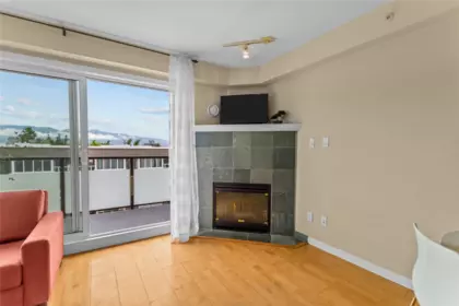 301 3788 W 10th Avenue, Vancouver, BC, Vancouver — Apartment/Condo for sale