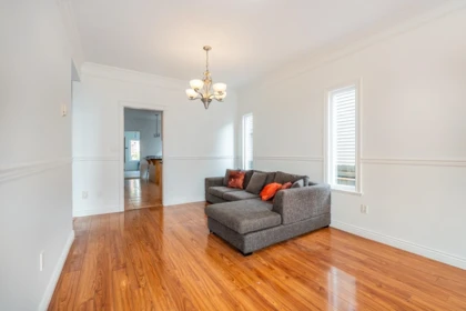 Breakfast Nook Photo of 8207 15th Avenue, Burnaby, BC