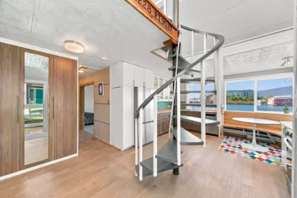 A23 415 W Esplanade Avenue, North Vancouver, BC, North Vancouver — Single Family Residence for sale