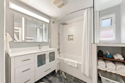Primary Bedroom Photo of A23 415 W Esplanade Avenue, North Vancouver, BC