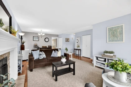 Breakfast Nook Photo of 23425 Whippoorwill Avenue, Maple Ridge, BC