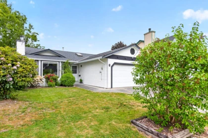 23425 Whippoorwill Avenue, Maple Ridge, BC, Maple Ridge — Single Family Residence for sale