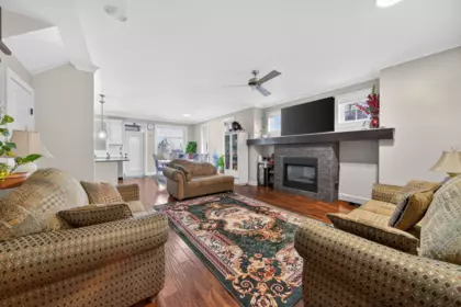 14191 60 Avenue, Surrey, BC, Surrey — Half Duplex for sale