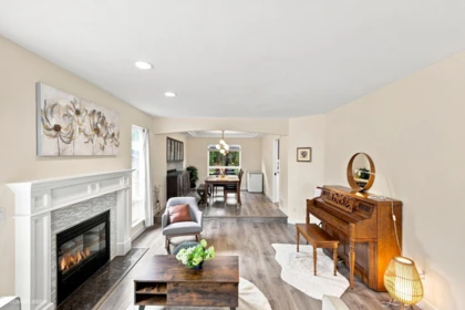 Kitchen Island Photo of 17172 102 Avenue, Surrey, BC