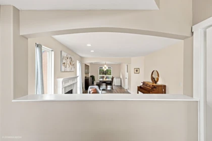 Kitchen Photo of 17172 102 Avenue, Surrey, BC
