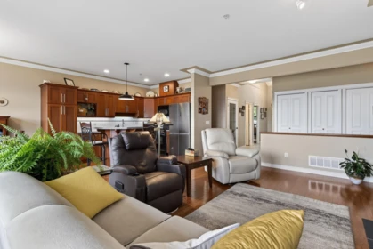 Kitchen Island Photo of 21 2842 Whatcom Road, Abbotsford, BC