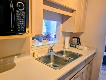 Primary Bathroom Photo of 102 9400 Cook Street, Chilliwack, BC