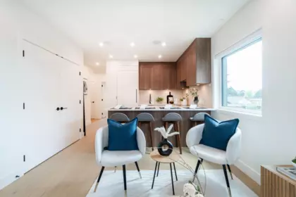 Kitchen Island Photo of 124 1552 E 3rd Avenue, Vancouver, BC