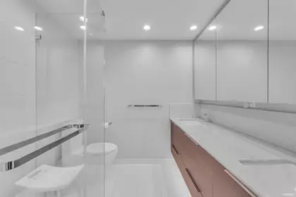 Hallway Photo of 3008 450 Westview Street, Coquitlam, BC
