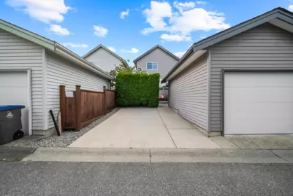 Swimming Pool Photo of 18565 67 Avenue, Surrey, BC