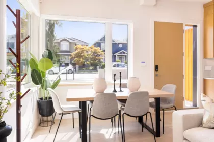 Breakfast Nook Photo of 1 2995 Adanac Street, Vancouver, BC