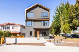 1 2995 Adanac Street, Vancouver, BC