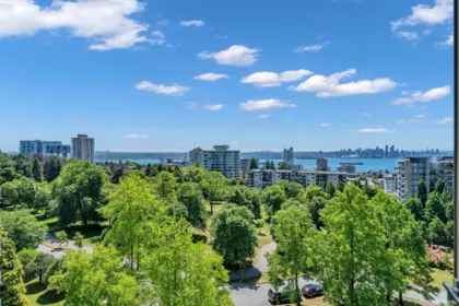 Outdoor Deck Photo of 802 160 W Keith Road, North Vancouver, BC