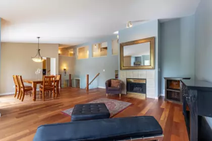 5803 Marine Way, Sechelt, BC, Sechelt — Single Family Residence for sale