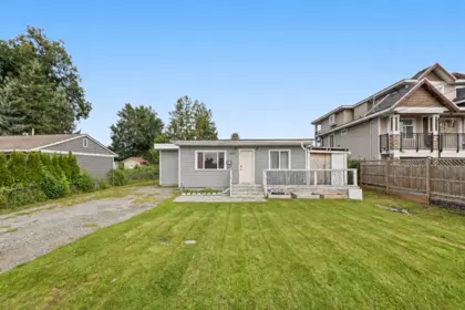 Living Room Photo of 12441 113 Avenue, Surrey, BC