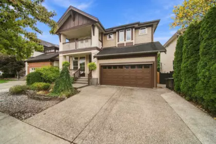 19556 Thorburn Way, Pitt Meadows, BC, Pitt Meadows — Single Family Residence for sale