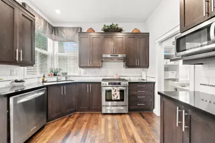 Pantry Photo of 19556 Thorburn Way, Pitt Meadows, BC