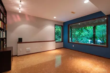 Office / Den Photo of 1305 Gower Point Road, Gibsons, BC