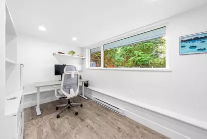 Garage Interior Photo of 4505 Lions Avenue, North Vancouver, BC