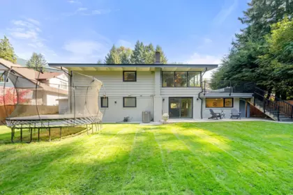 Hot Tub / Spa Photo of 4505 Lions Avenue, North Vancouver, BC
