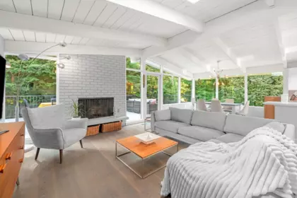 Living Room Photo of 4505 Lions Avenue, North Vancouver, BC