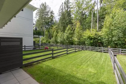 Backyard Photo of 6 8335 Nelson Street, Mission, BC