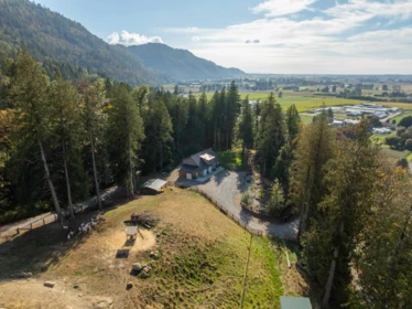 39840 Old Yale Road, Abbotsford, BC, Abbotsford — Single Family Residence for sale