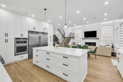 Kitchen Photo of 17284 61a Avenue, Surrey, BC