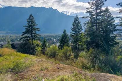 Family Room Photo of 1705 Wishbone Court, Pemberton, BC