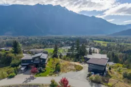 1705 Wishbone Court, Pemberton, BC
