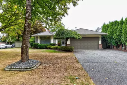 8662 161 Street, Surrey, BC, Surrey — Single Family Residence for sale