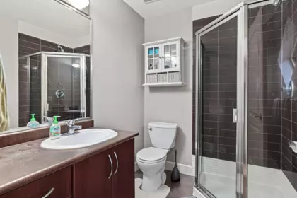Guest Bathroom Photo of 5 3139 Smith Avenue, Burnaby, BC