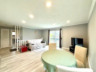 3305 Worthington Drive, Vancouver, BC, Vancouver — Single Family Residence for sale