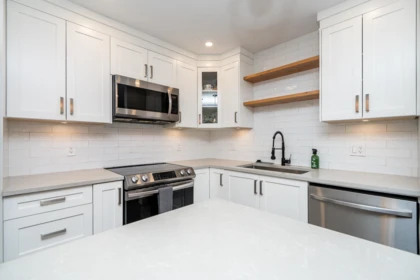 105 2968 Burlington Drive, Coquitlam, BC, Coquitlam — Apartment/Condo for sale