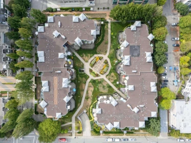 Hot Tub / Spa Photo of 105 2968 Burlington Drive, Coquitlam, BC