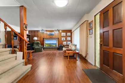 42111 Ratzlaff Road, Yarrow, BC, Yarrow — Single Family Residence for sale