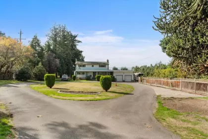 42111 Ratzlaff Road, Yarrow, BC, Yarrow — Single Family Residence for sale